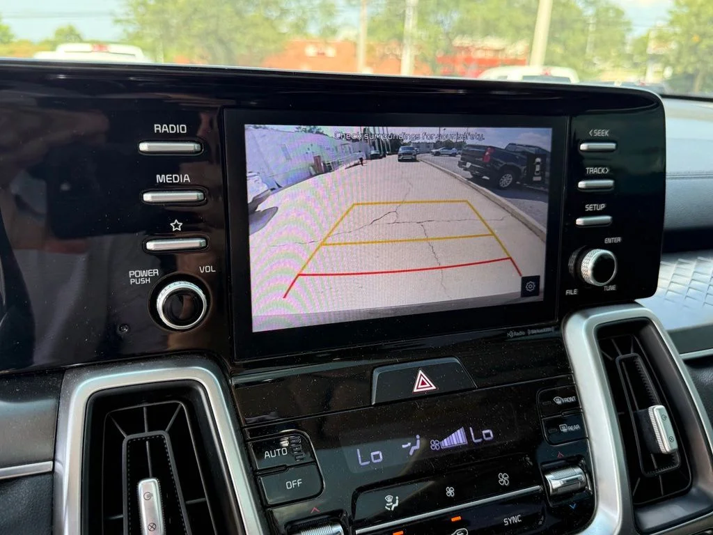 Used 2021 Black Kia S image 20