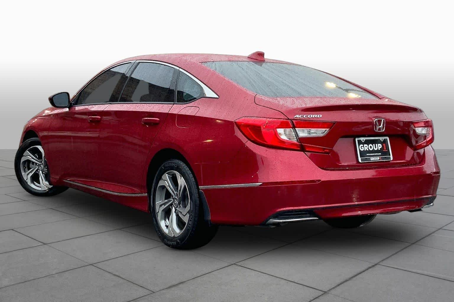Used 2020 Radiant Red Metallic Honda EX-L image 11