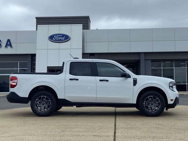 New 2026 Oxford White Ford XLT image 2