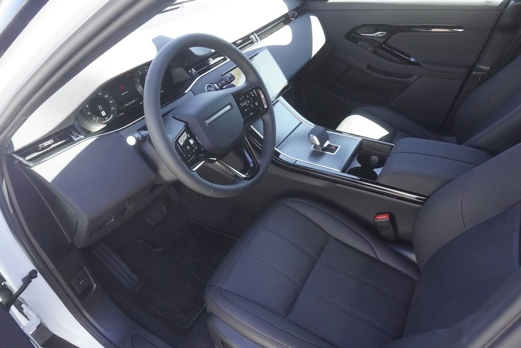 New 2026 Fuji White Land Rover S image 17