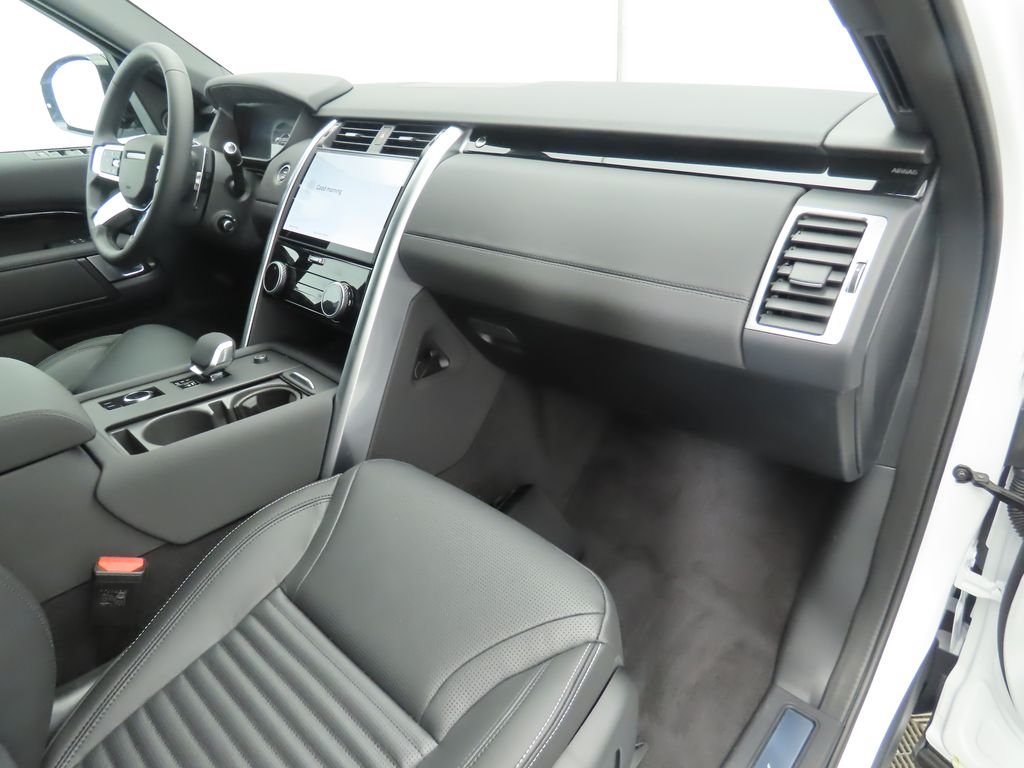 Used 2025 Fuji White Land Rover S image 19