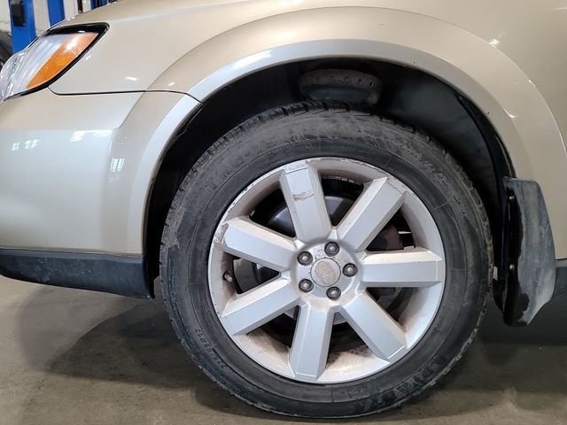 Used 2009 Harvest Gold Metallic Subaru 2.5i image 10