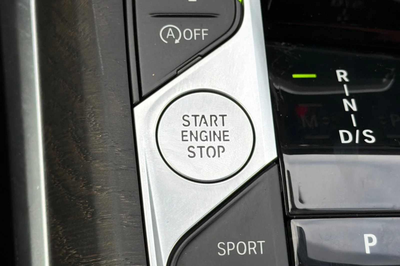 Used 2024 Skyscraper Grey Metallic BMW 330i image 21