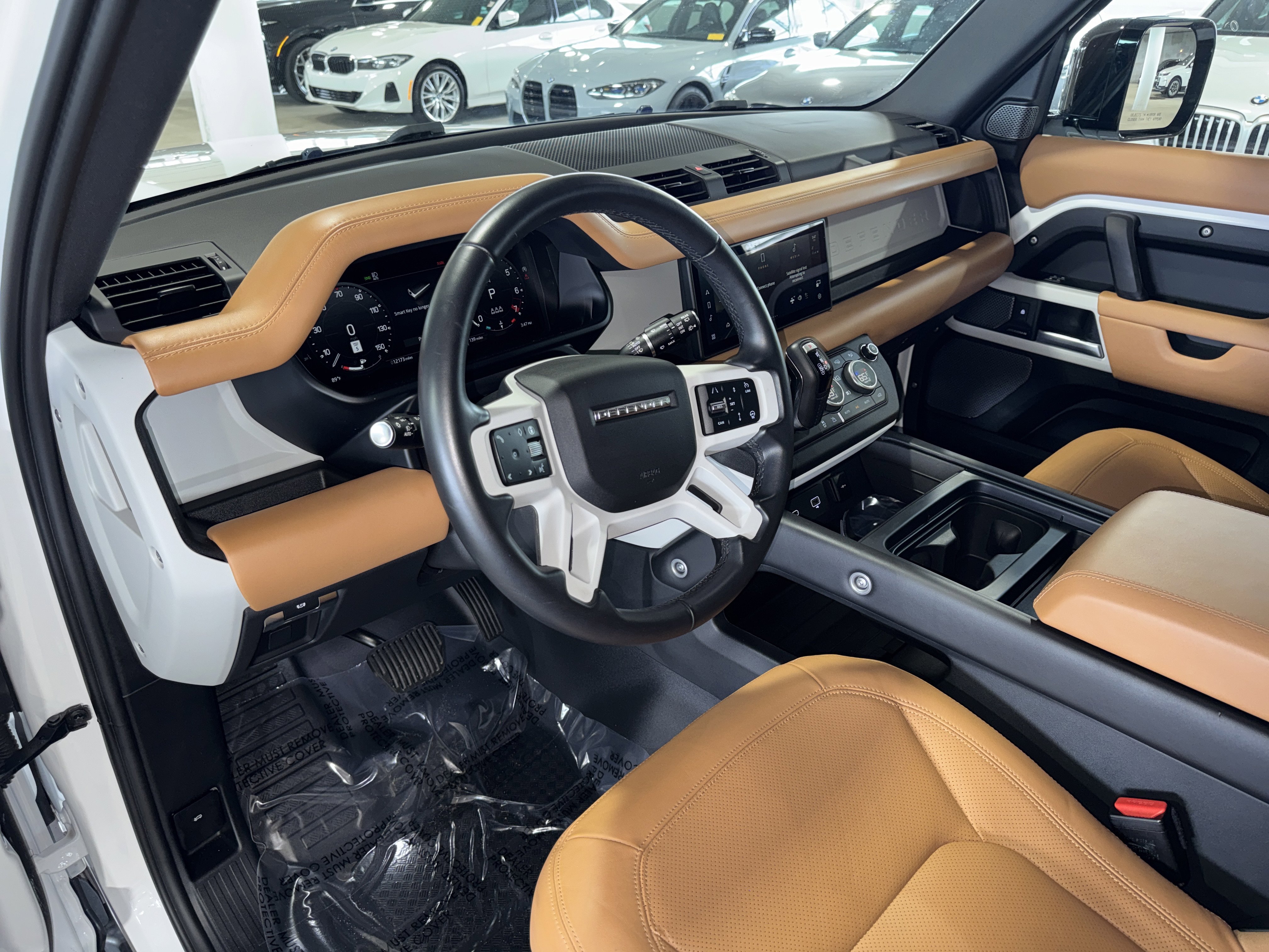Used 2024 Fuji White Land Rover SE image 20