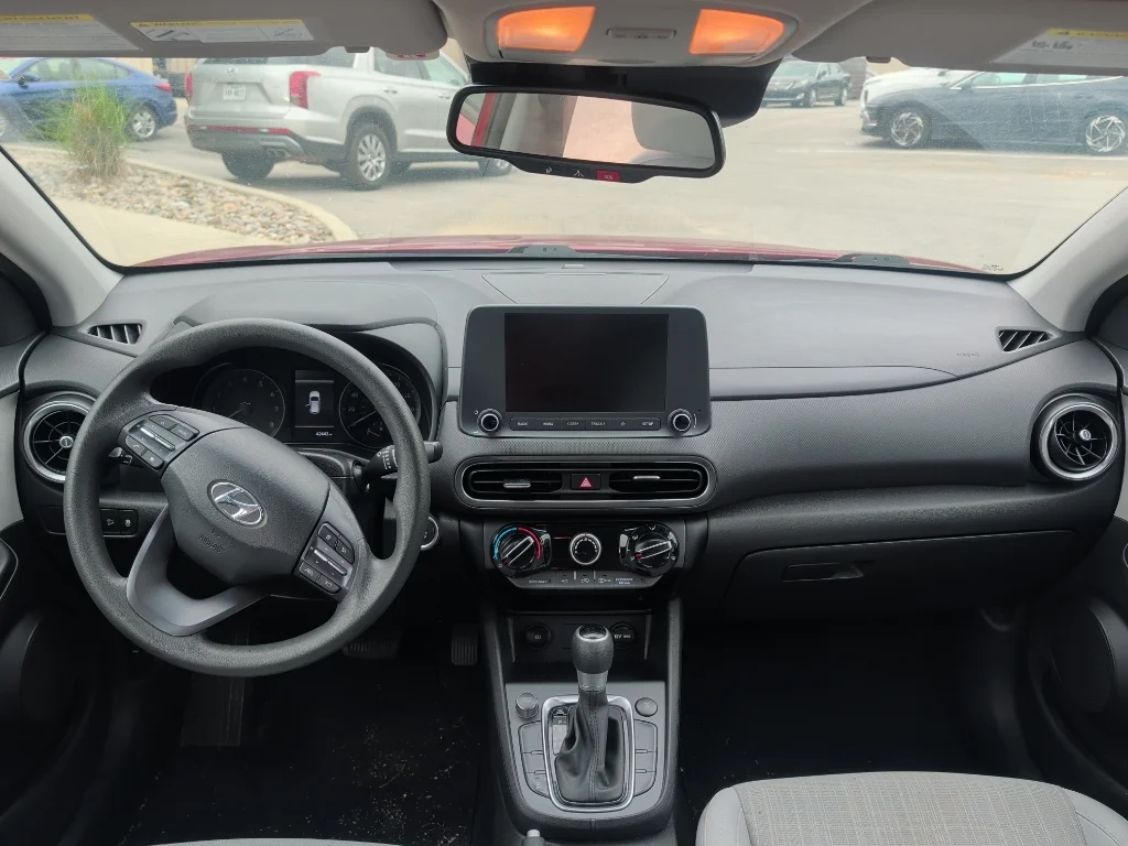 Used 2023 Pulse Red w/Black Roof Hyundai SEL image 10