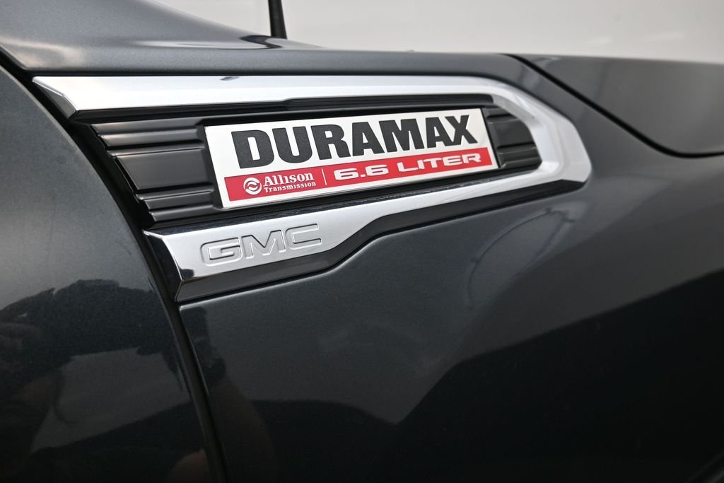 Used 2022 Green GMC Denali image 14