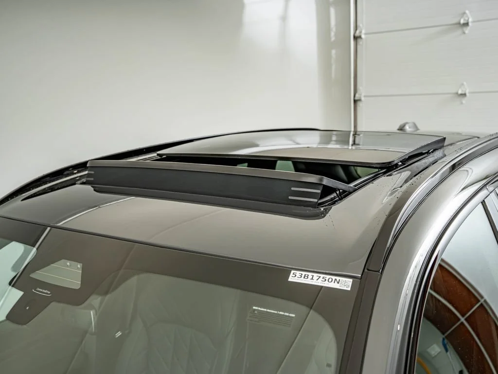 New 2026 Dravit Grey Metallic BMW xDrive40i image 17