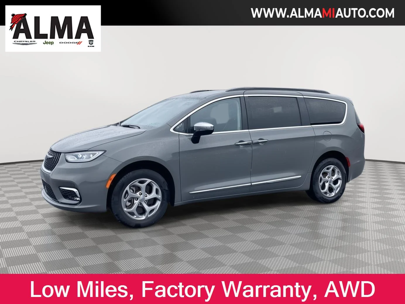 Used 2023 CERAMIC GREY CC CHRYSLER LIMITED AWD image 1