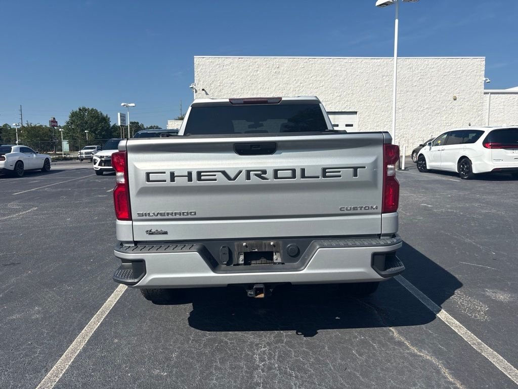 Used 2021 Silver Chevrolet Custom image 6