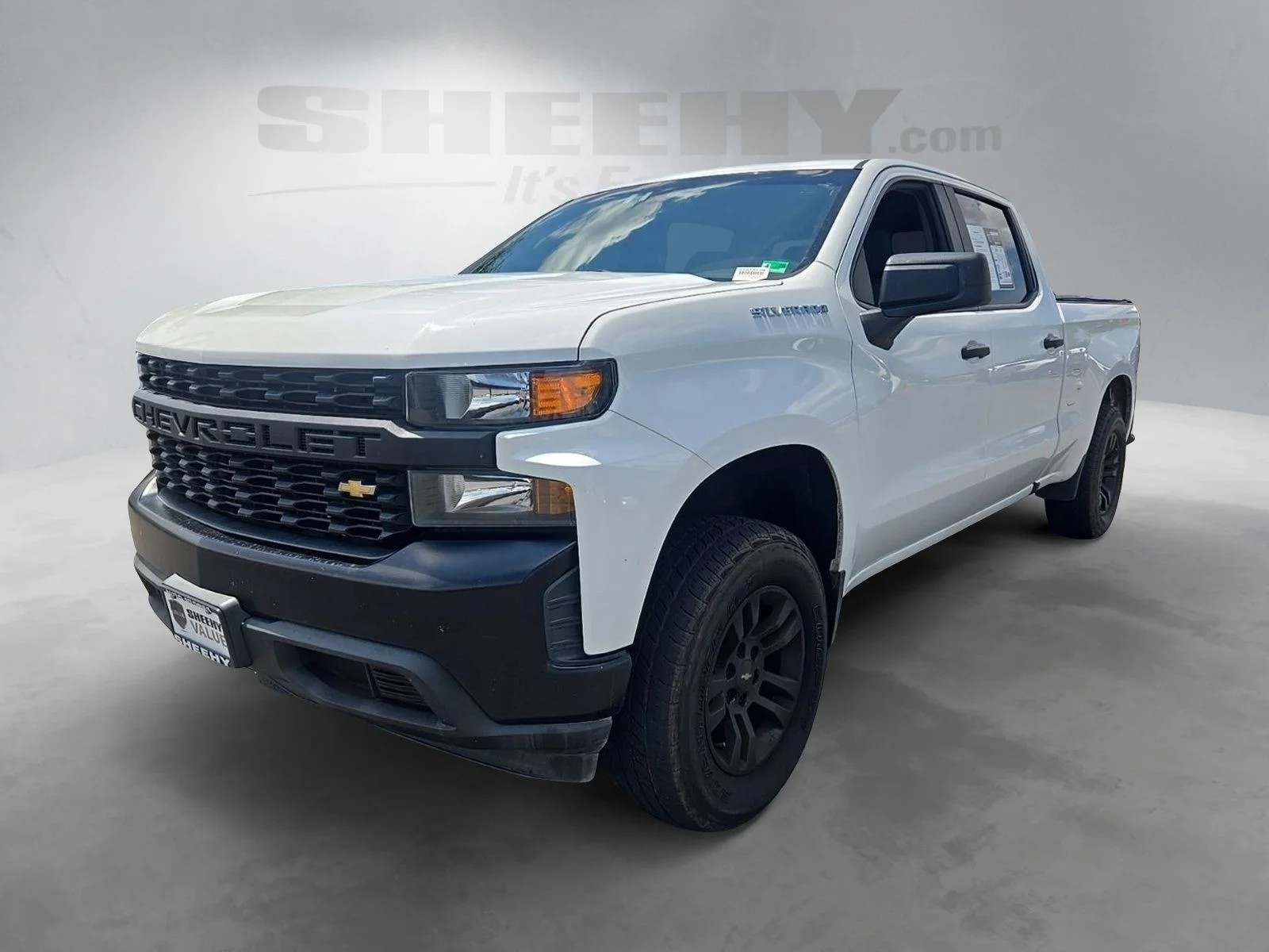 Used 2019 White Chevrolet WT image 16