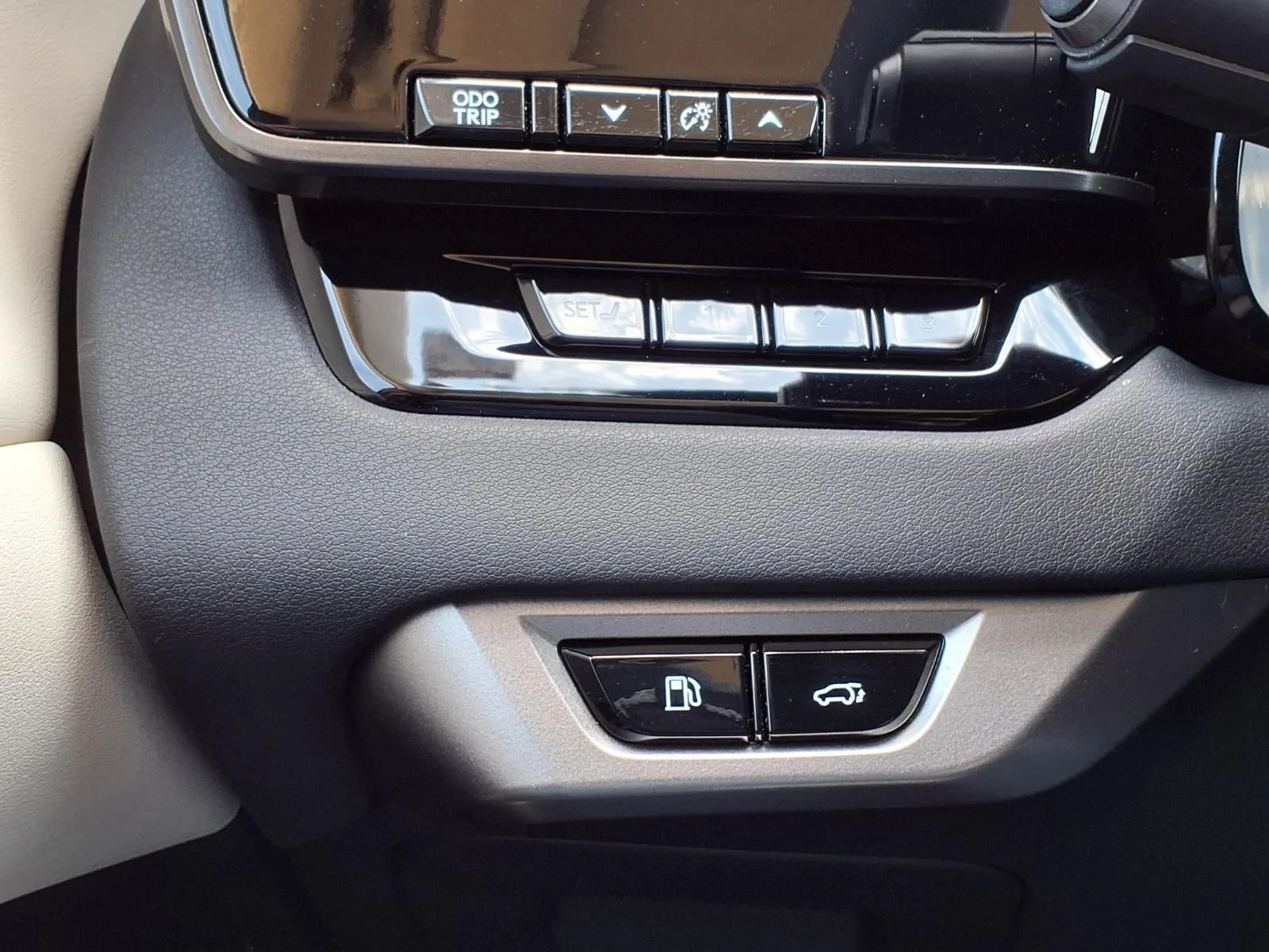 Used 2024 White Lexus 350 Premium image 23