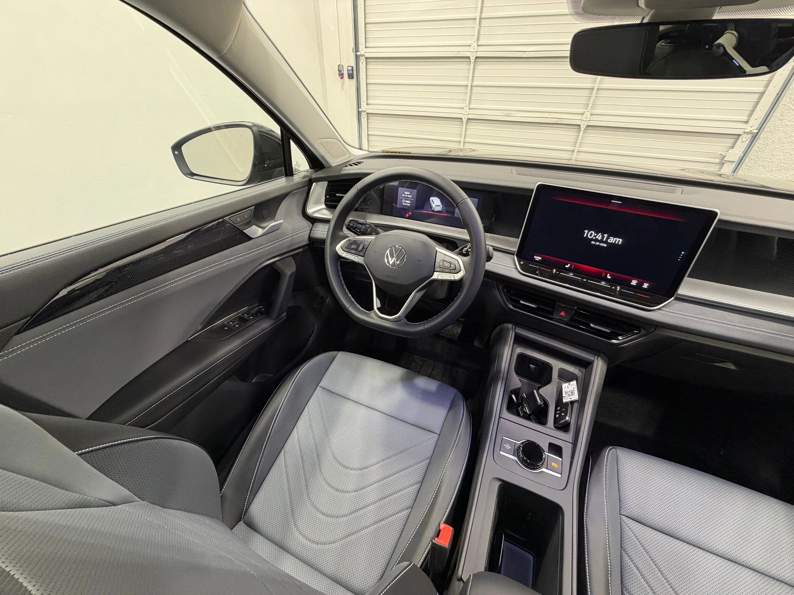 New 2026 Black Volkswagen 2.0T SE image 29
