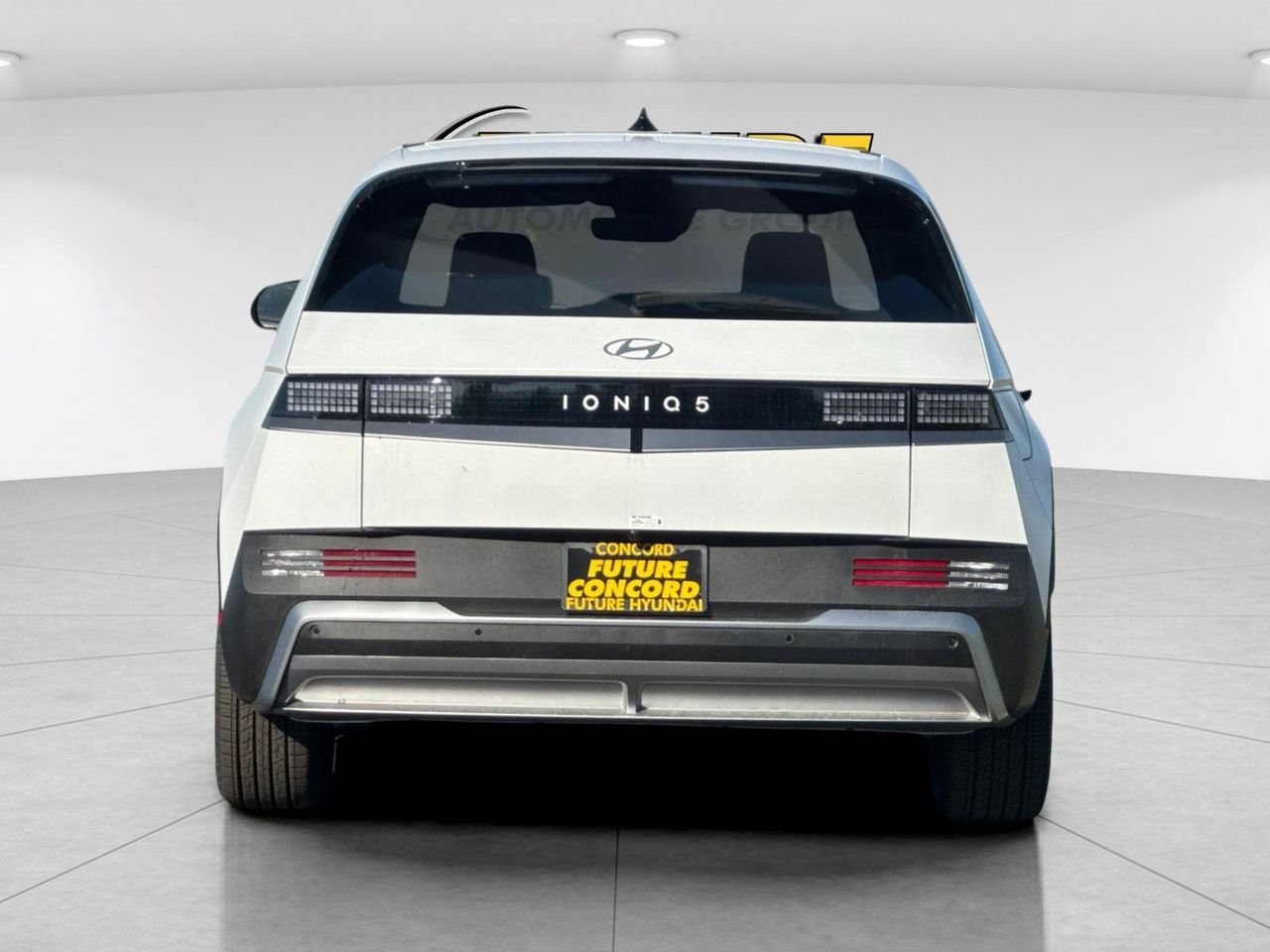 New 2026 White Hyundai SEL image 4