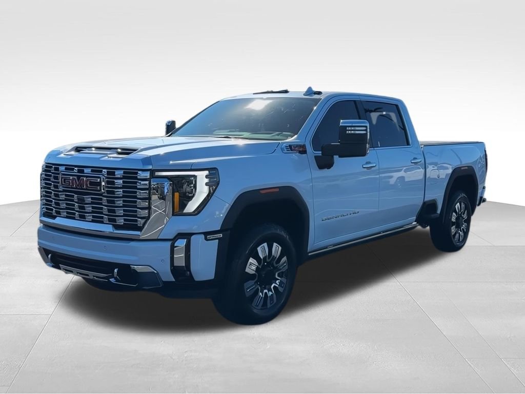 Used 2026 White GMC Denali image 4
