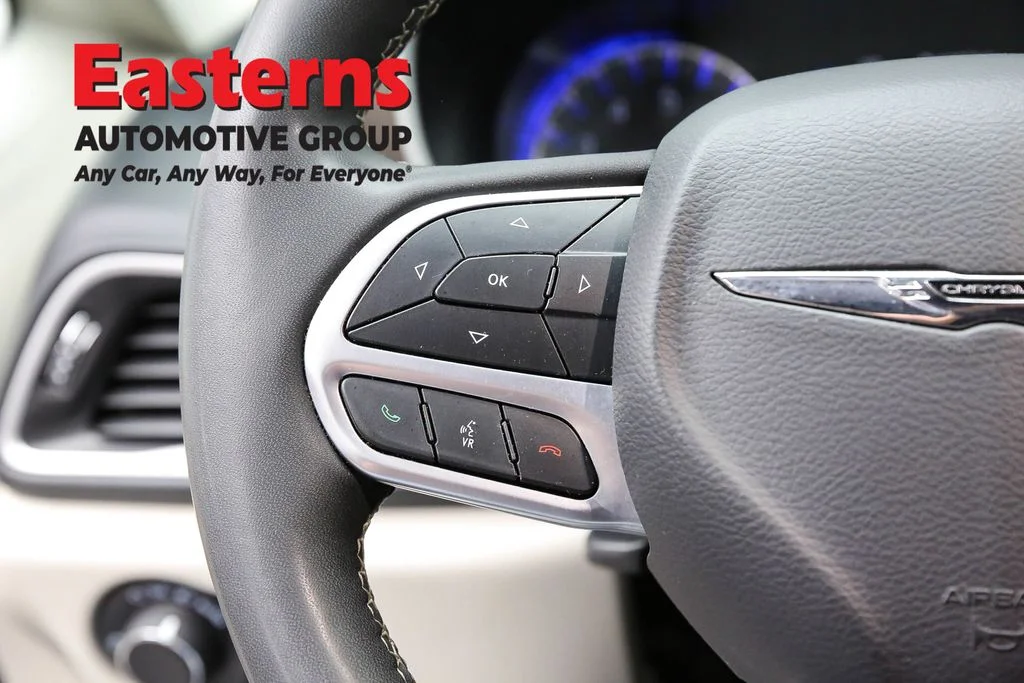 Used 2023 Red Chrysler LX image 15
