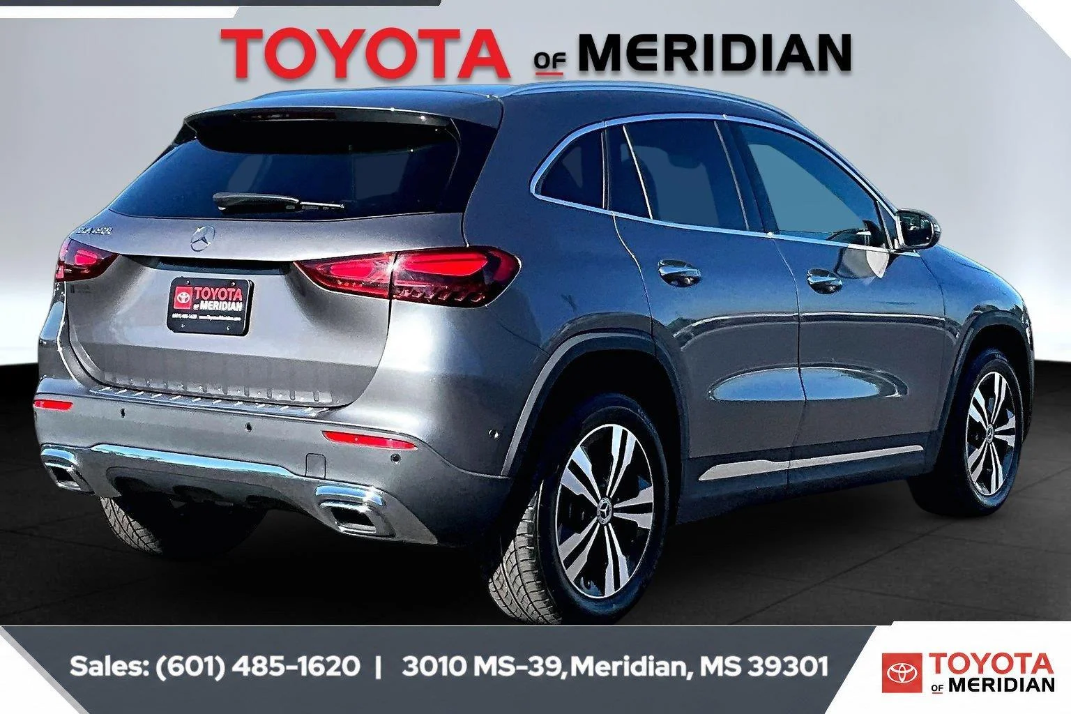 Used 2024 GRAY Mercedes-Benz GLA 250 SUV image 11