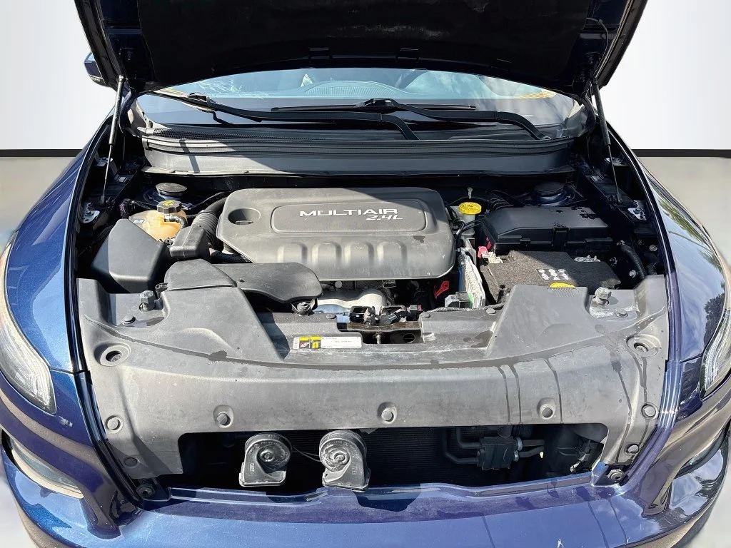 Used 2016 True Blue Jeep Limited image 27