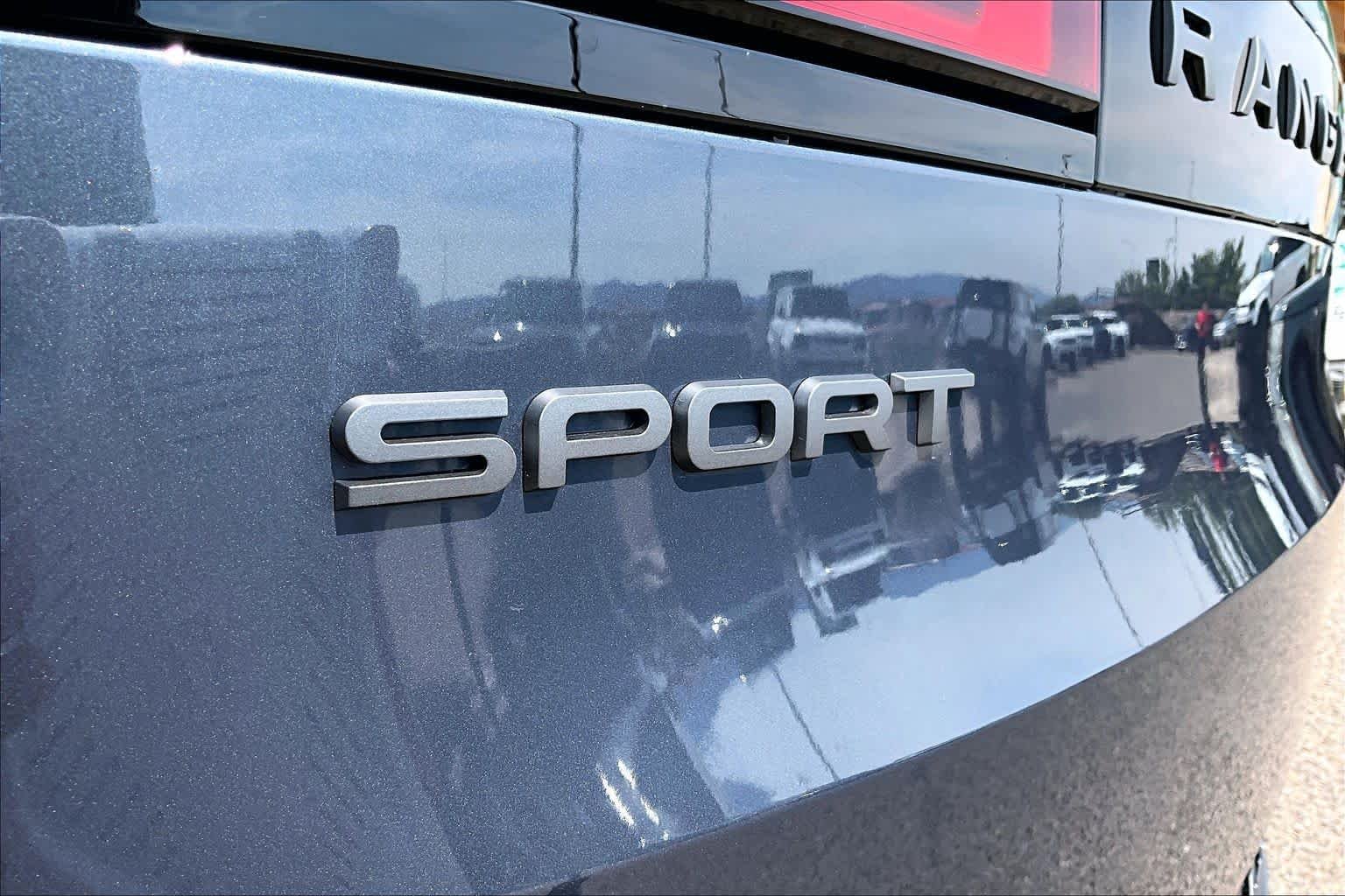 New 2026 Varesine Blue Land Rover SE image 15