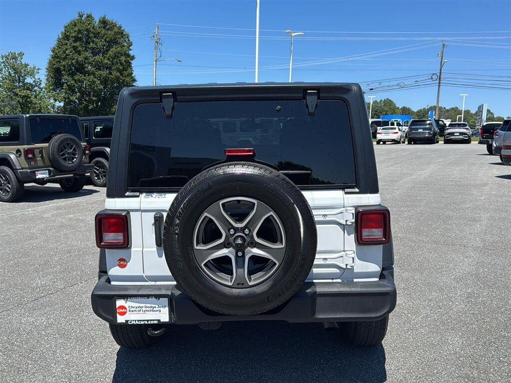 Used 2021 Bright White Clearcoat Jeep Unlimited Sport S image 4