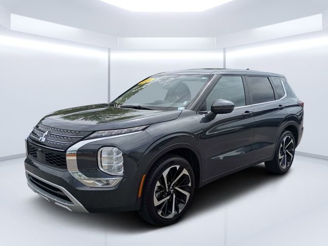 Used 2024 Gray Mitsubishi SE image 7