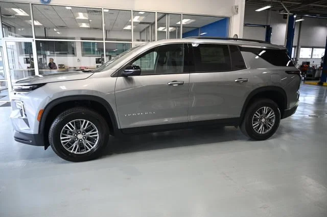 2026 Chevrolet Traverse LT - Photo 7