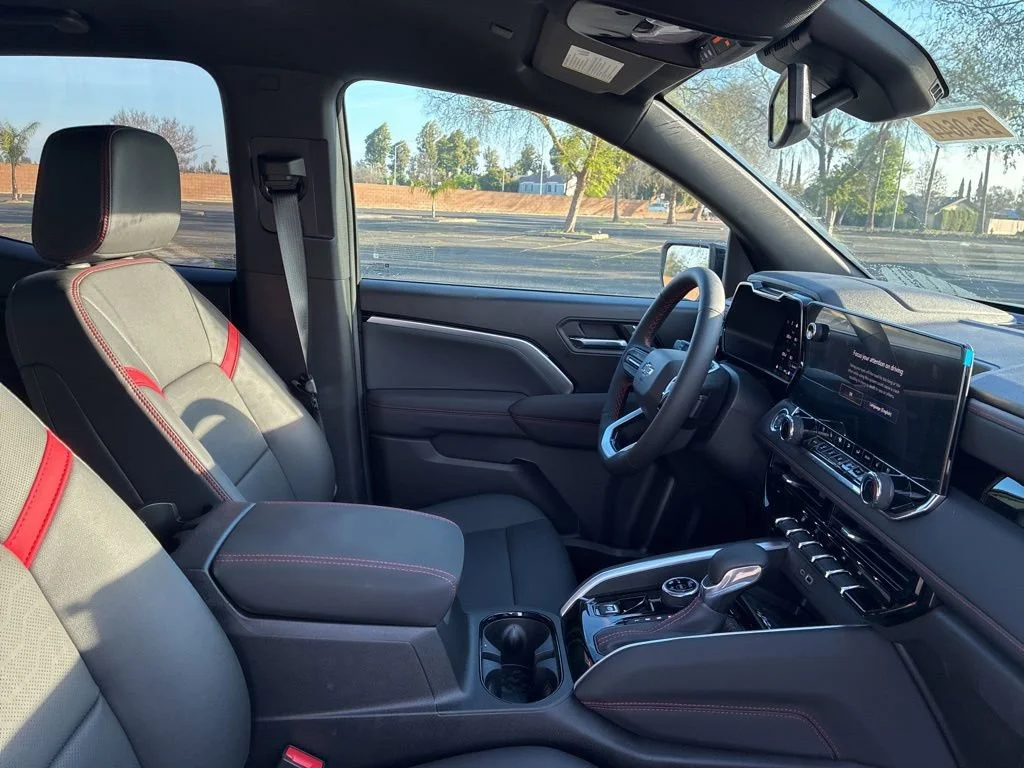 2026 Chevrolet Colorado Z71 - Photo 28