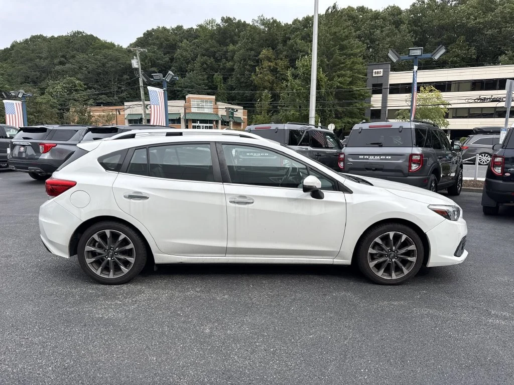 Used 2020 White Subaru Limited image 3