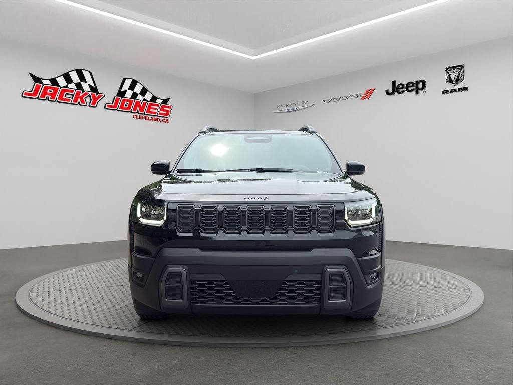 New 2026 Diamond Black Crystal Pearl-Coat Exterior Paint Jeep Limited image 14