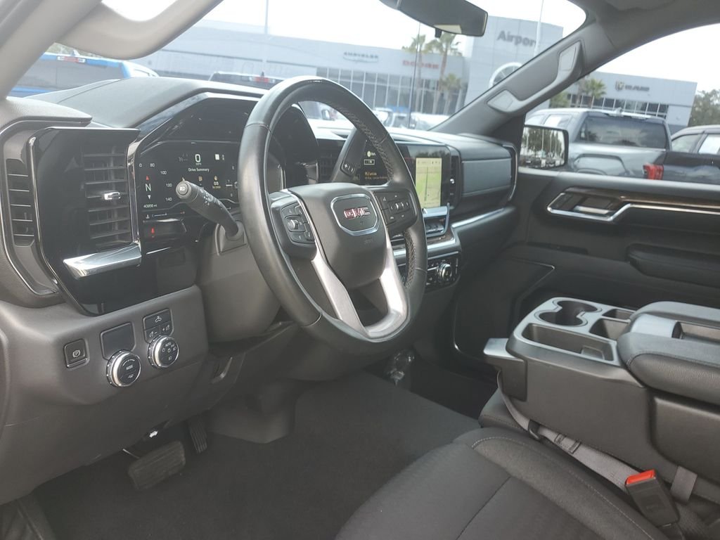 Used 2023 Black GMC Elevation image 12