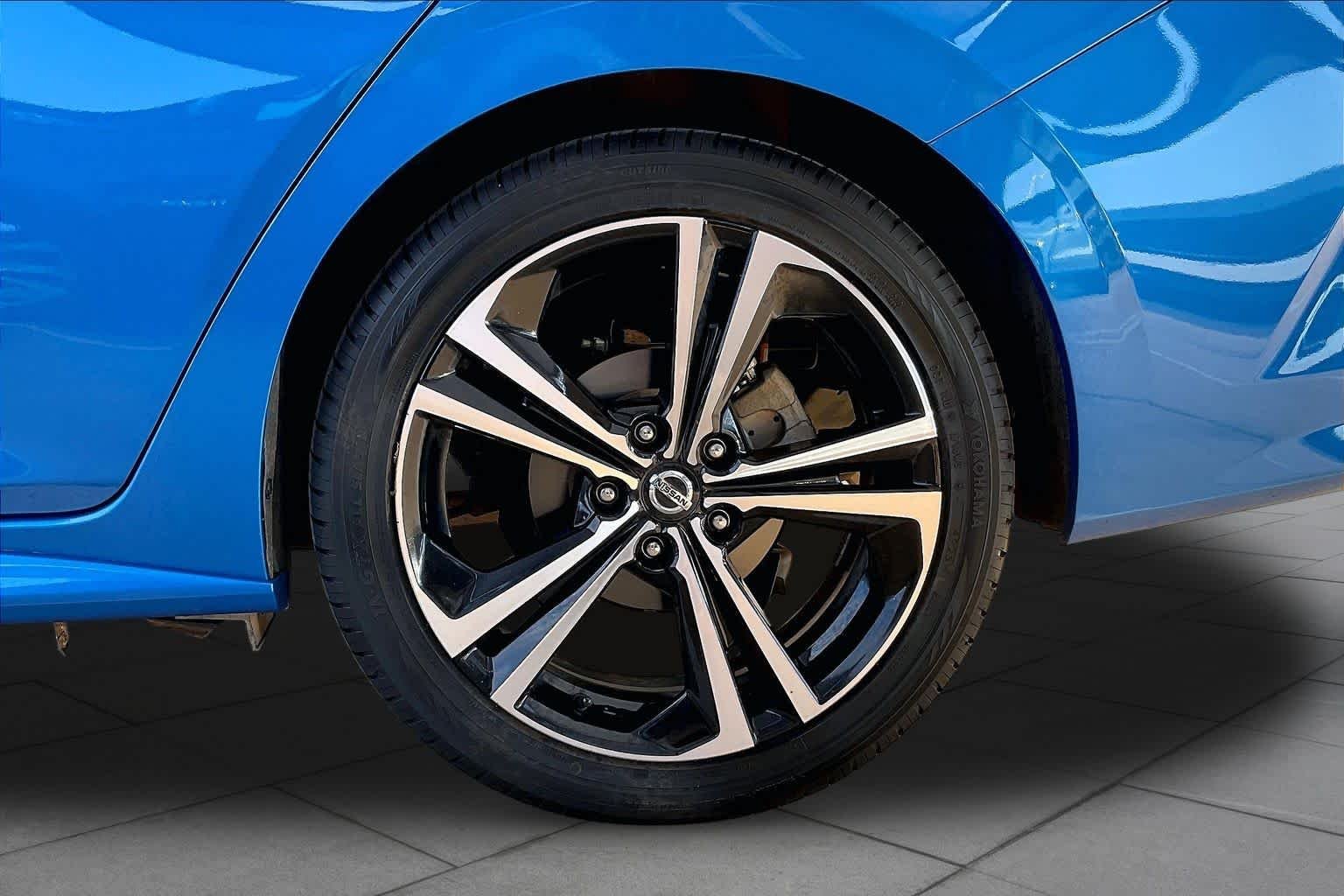 Used 2023 Electric Blue Metallic Nissan SR image 10