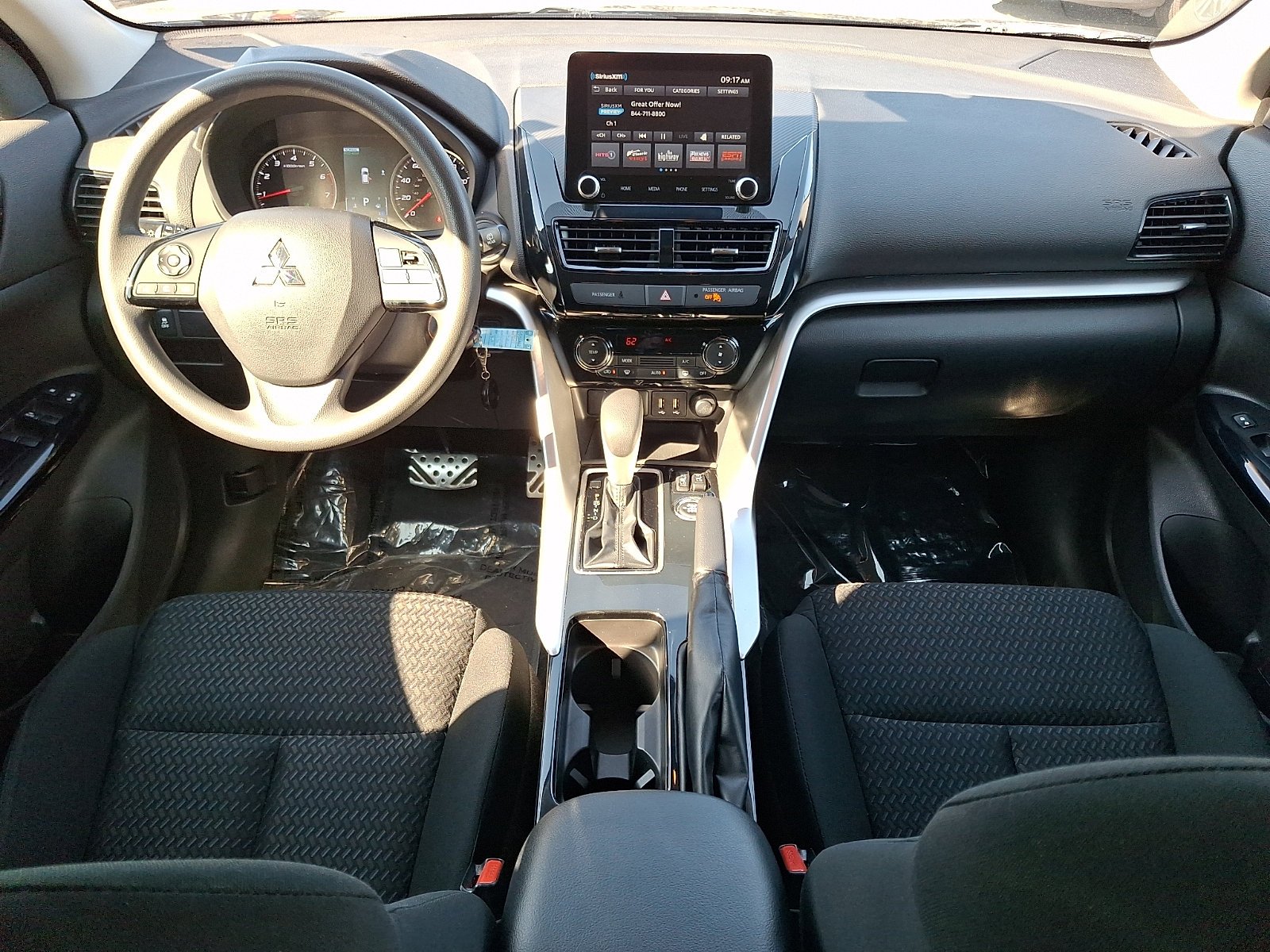Used 2022 Labrador Black Pearl Mitsubishi LE image 15