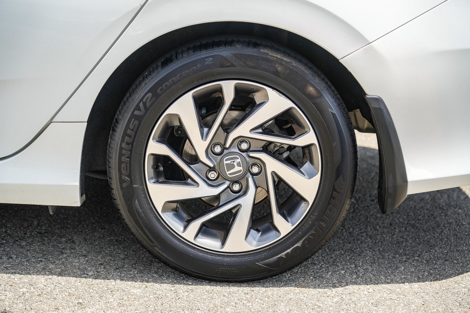 Used 2017 White Honda EX image 10