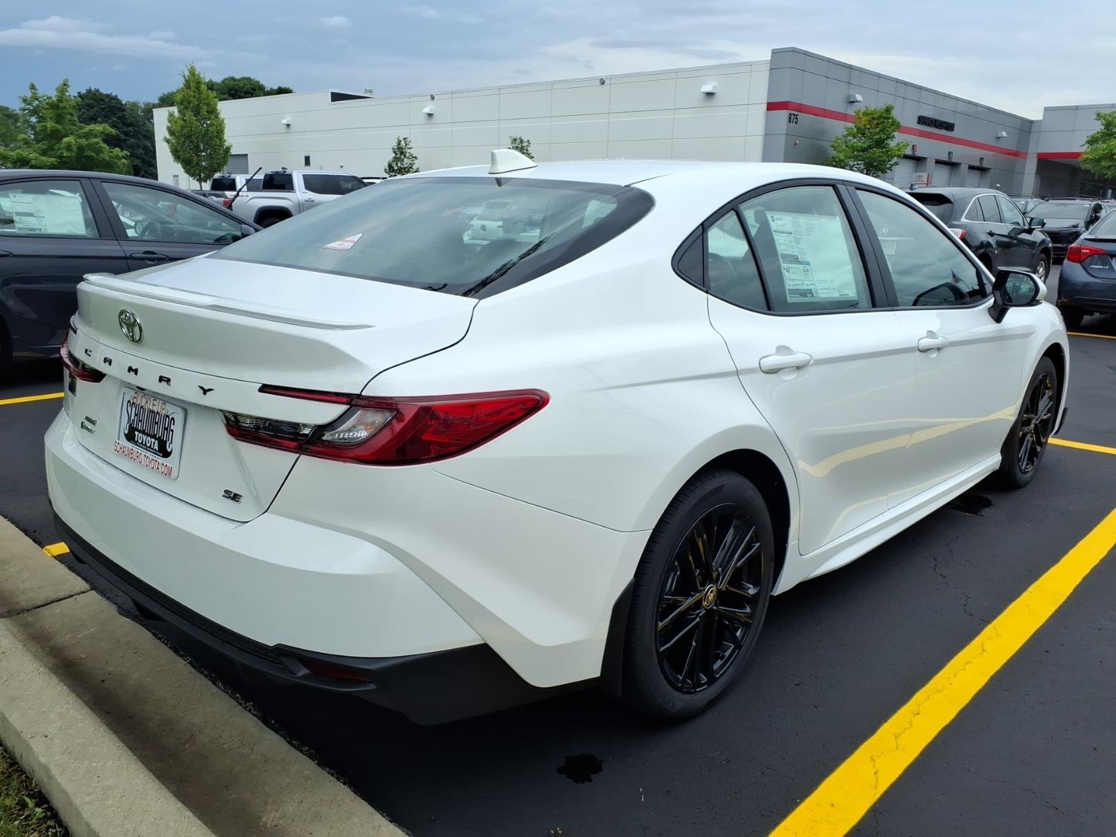 New 2026 Ice Cap Toyota  SE AWD image 7