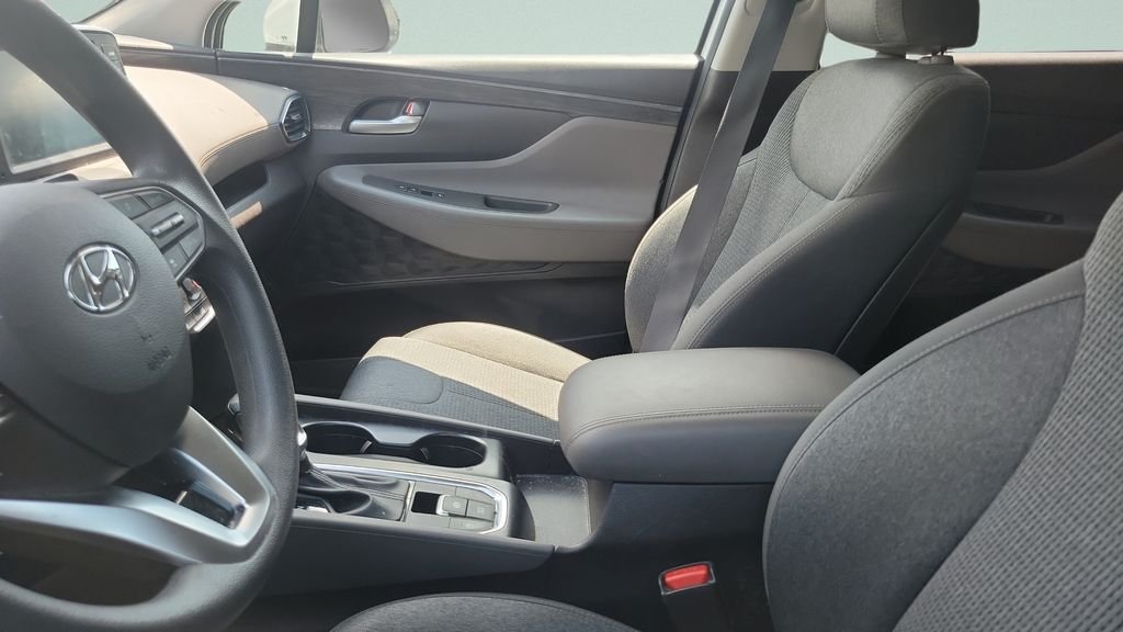 2020 Hyundai Santa Fe SE - Photo 10
