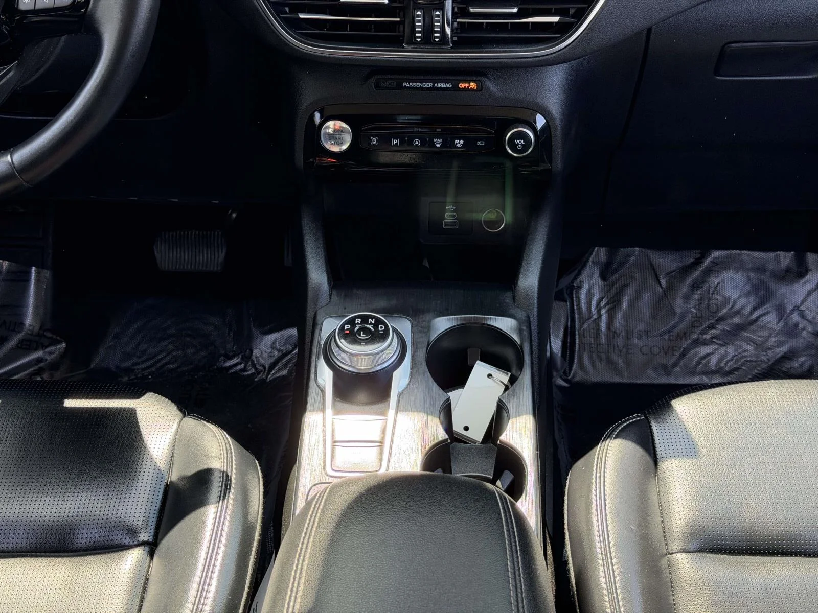 Used 2024 Silver Ford Platinum image 18