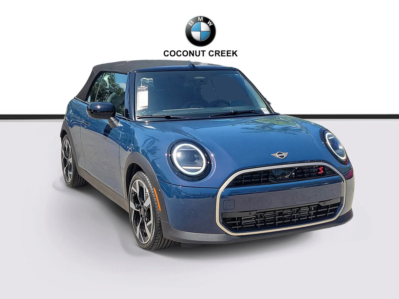 2025 MINI Convertible Cooper S Signature's photo