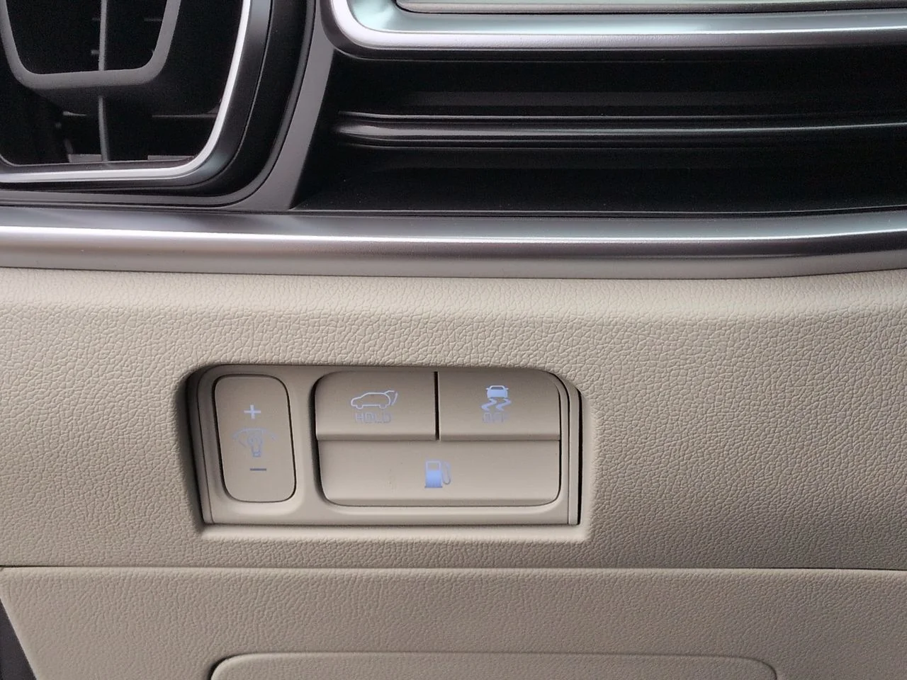 New 2026 Volcanic Sand Kia EX AWD image 18