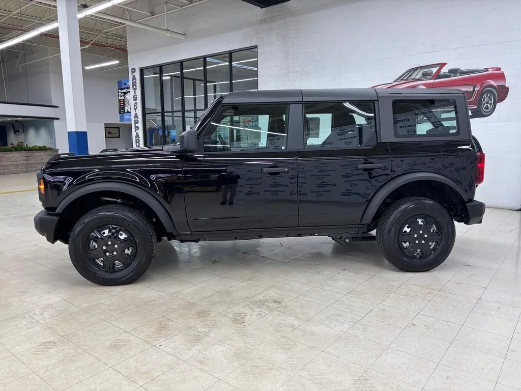 New 2025 Shadow Black Ford Base image 4
