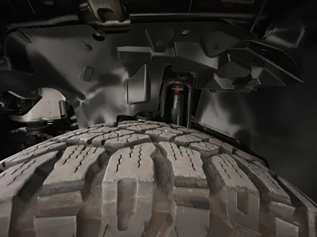 Used 2017 Silver Jeep Unlimited Rubicon Recon image 22