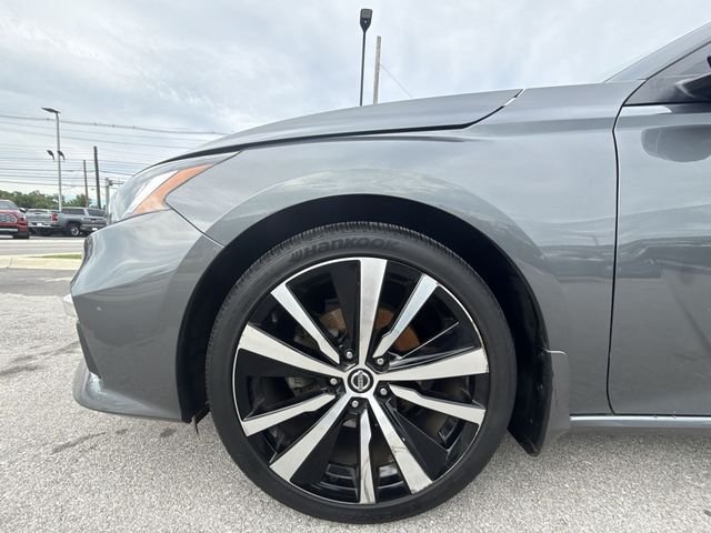 Used 2019 Gray Nissan 2.5 SR image 10