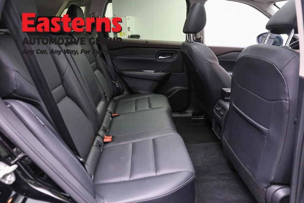 Used 2023 Black Nissan SV image 24