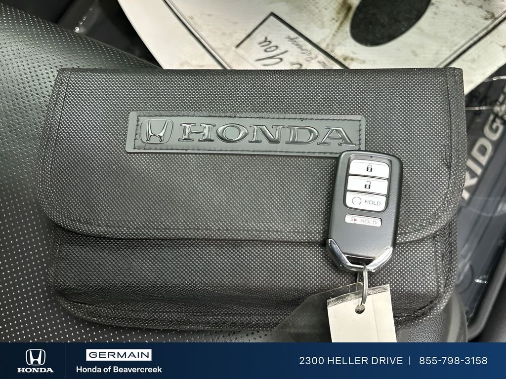 Certified Used 2023 Platinum White Pearl Honda RTL image 26