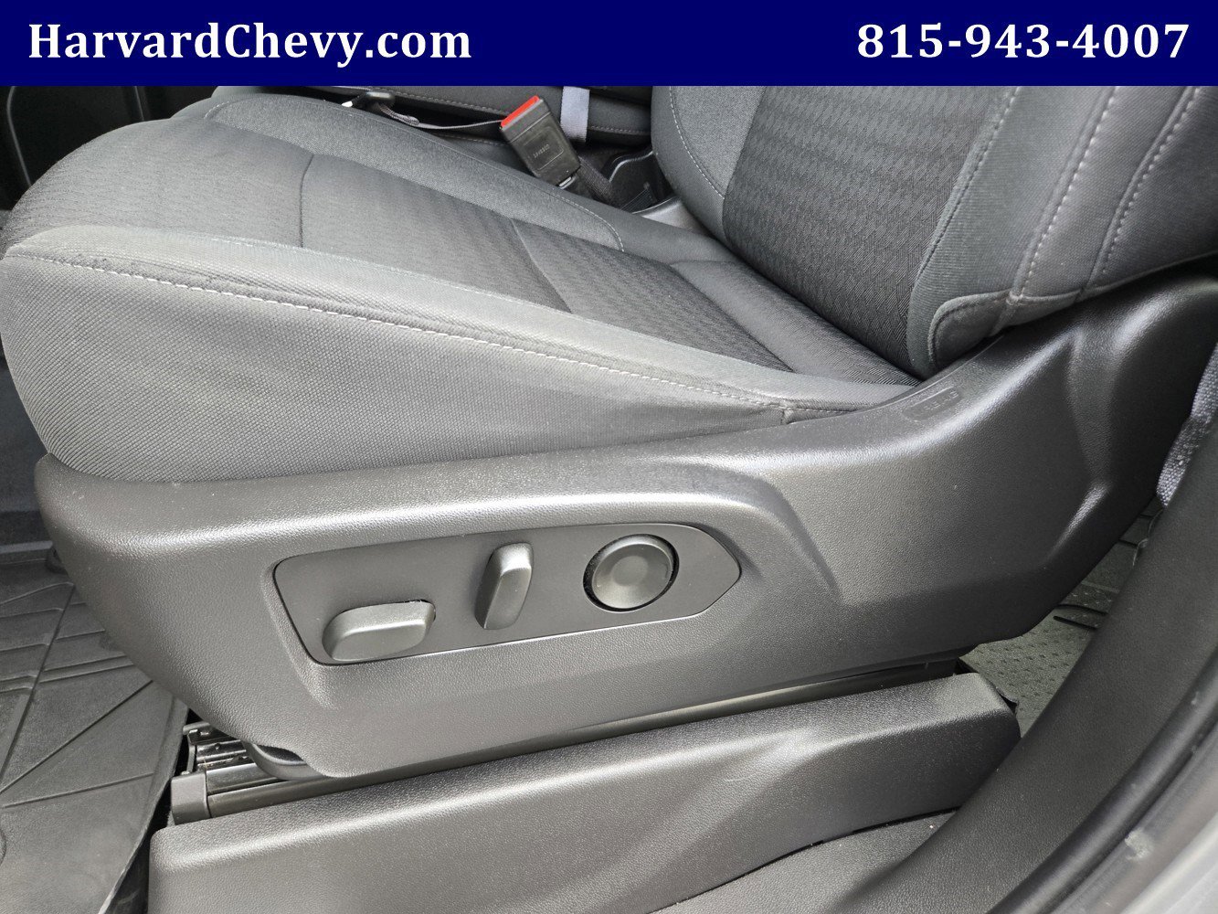 2023 Chevrolet Silverado 1500 LT - Photo 23