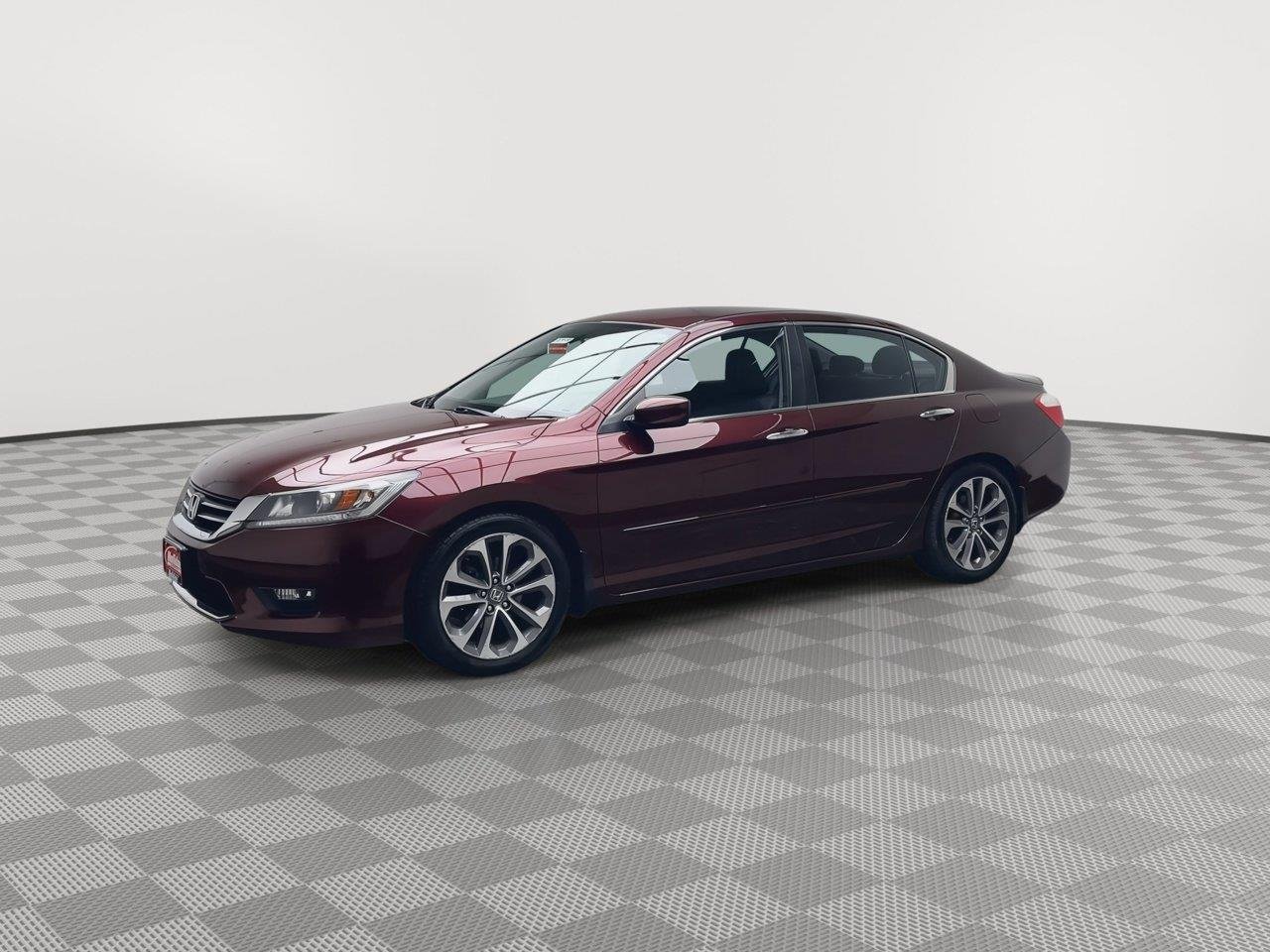 Used 2015 Basque Red Pearl II Honda Sport image 27