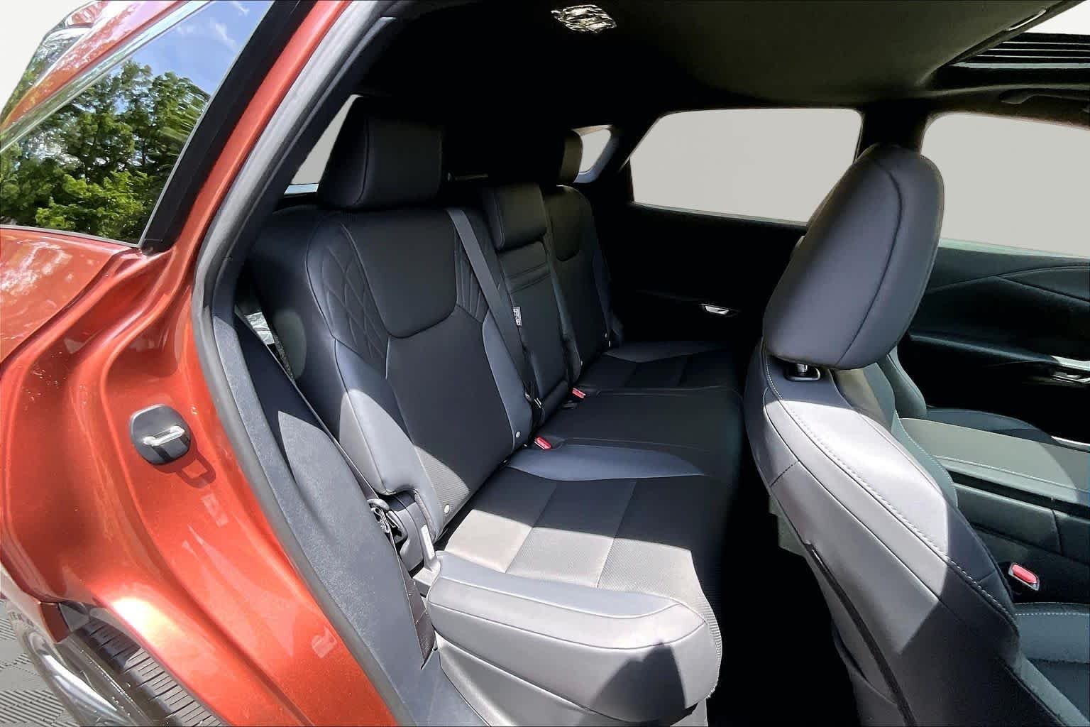 Used 2025 Copper Crest Lexus Premium image 20