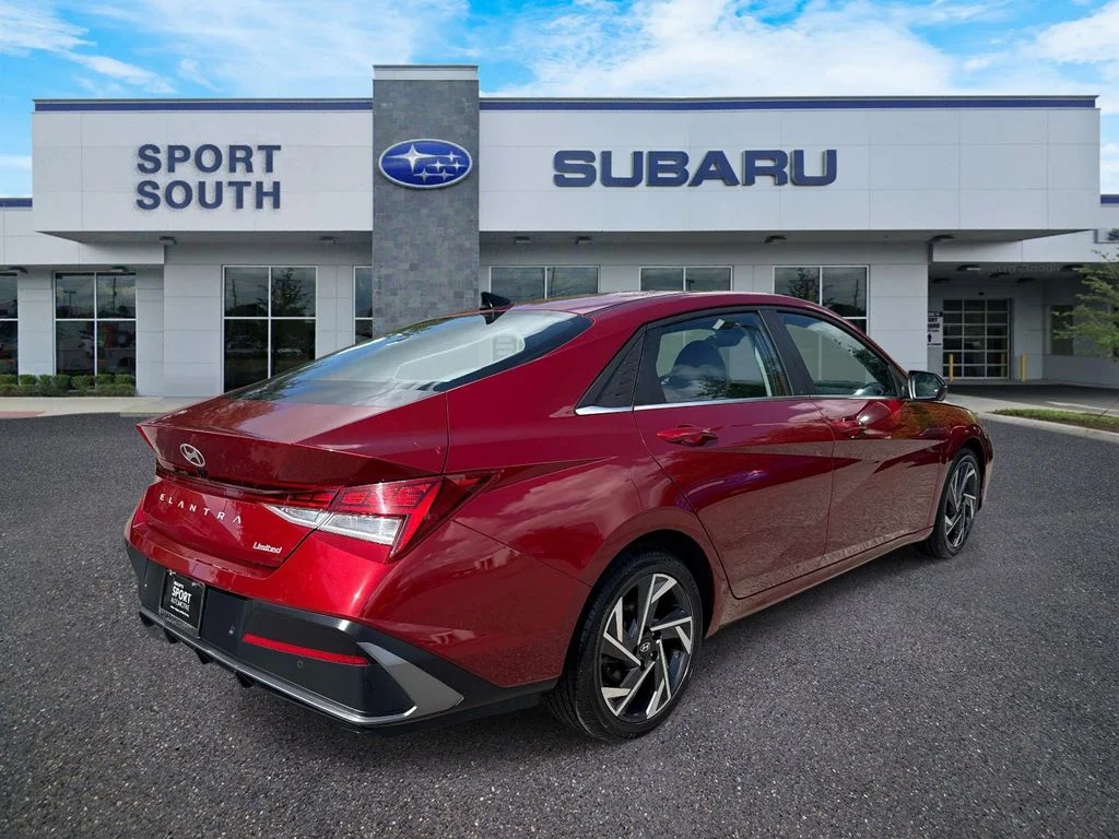 Used 2024 Red Hyundai Limited image 3