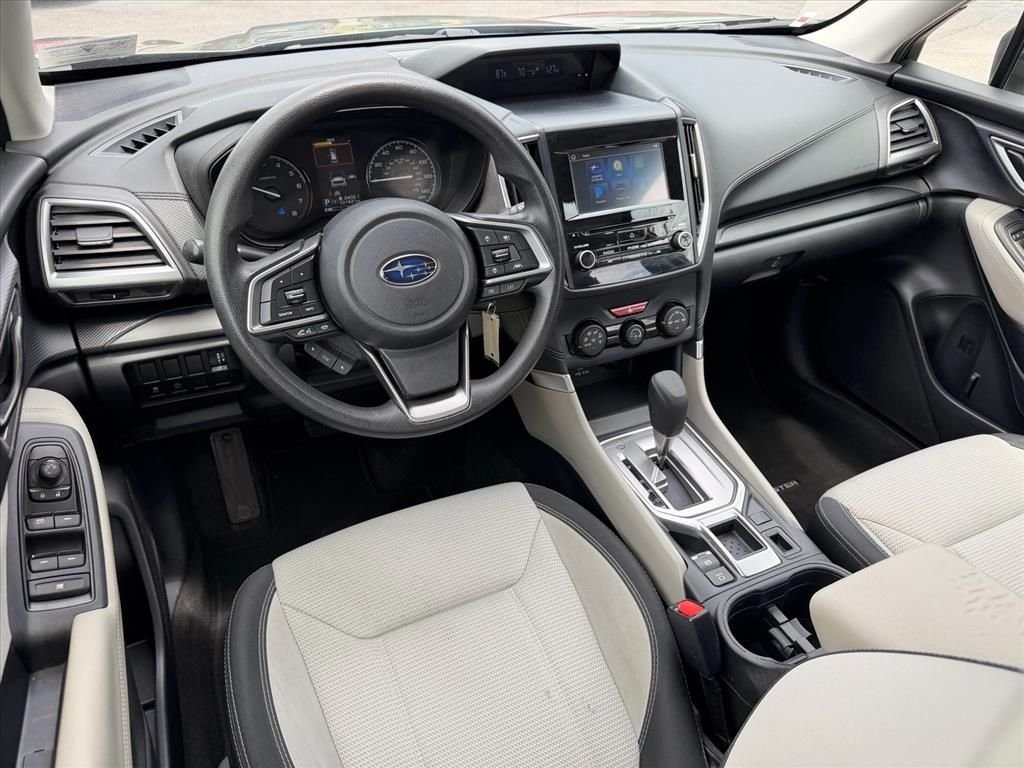 Used 2019 Green Subaru Base image 7
