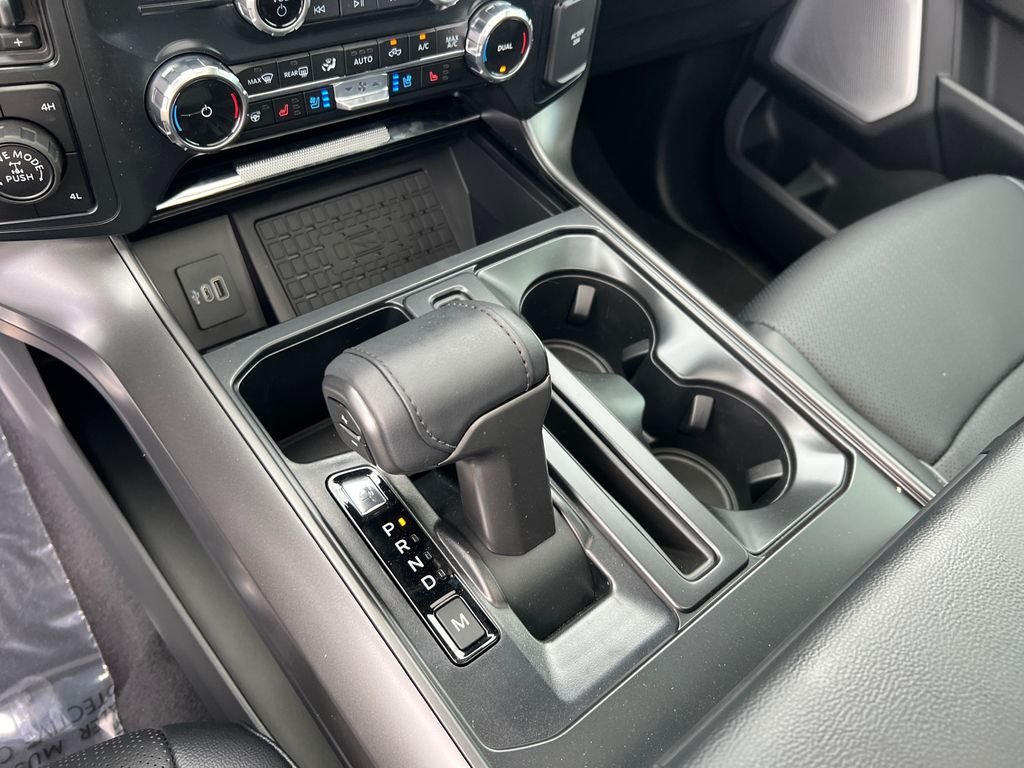 New 2026 Black Ford Lariat image 33