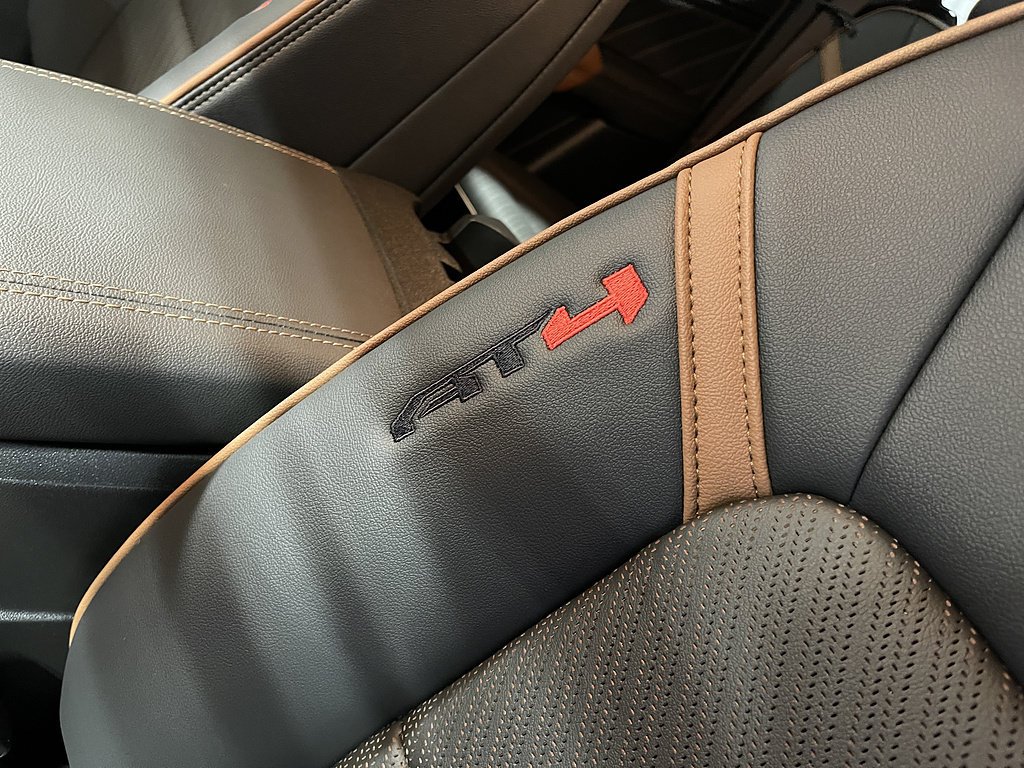 2026 GMC Canyon AT4 - Photo 35