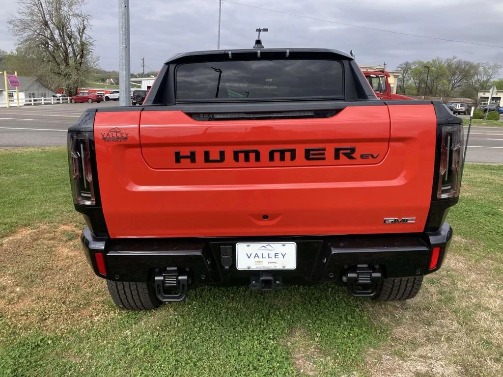New 2026 Solar Orange GMC 2X image 5